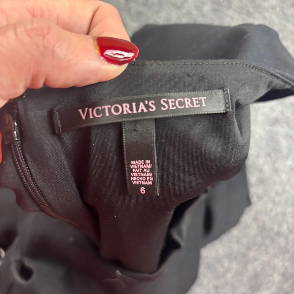 VICTORIA’S SECRET Women’s Little Black Dress size: 6 - Picture 6 of 8